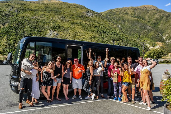 Hop on Hop off Wine Tours Bannockburn - departing Queenstown - Photo 1 of 6